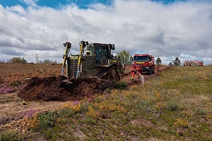 Las maquinas de ingenieros cobran un papel importante en las tareas de perimetración y en la apertura de lineas de defensa