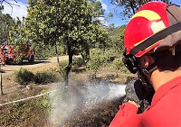 La 2ª Compañía del BIEM 4 también ha practicado los procedimientos propios de LCIF, como son el ataque directo e indirecto a un incendio, tendidos y prácticas con herramienta manual