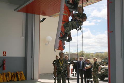 El Viceconsejero de Interior del Gobierno del País Vasco conoció de primera mano las capacidades de IV Batallón de Intervención de Emergencias