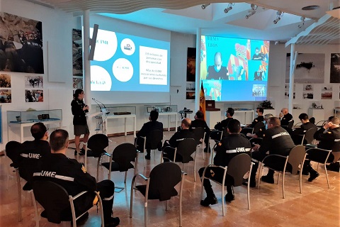 Ponencia a cargo de la teniente coronel Pilar Bardera, jefa de la Oficina de Atenci&oacute;n a la Discapacidad en las Fuerzas Armadas (OADISFAS)